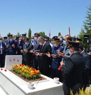 15 Temmuz Şehidi Polis Memuru Fatih DALGIÇ Mezarı Başında Anıldı.